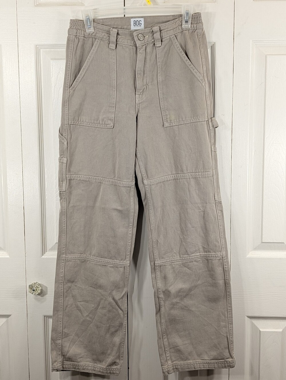 BDG: Skate - Cargo Wide Leg Elastic Button Waist - Tan -Size 26/32